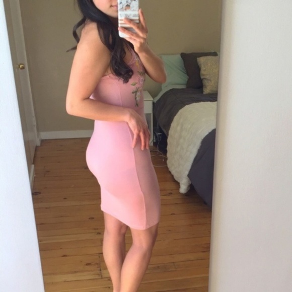 Pink Halter Thin Bodycon Floral Embroidered Dress - Picture 4 of 8